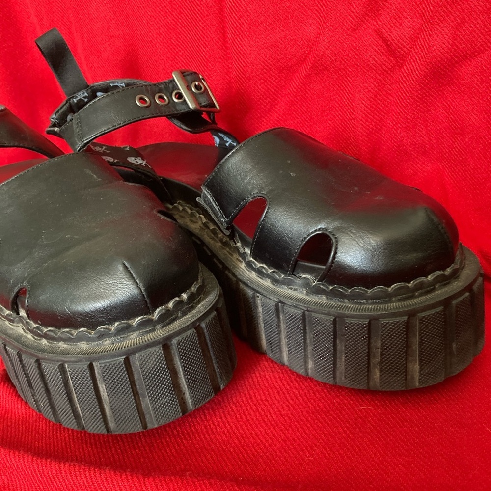 Platform sandal - Picture 6 of 7